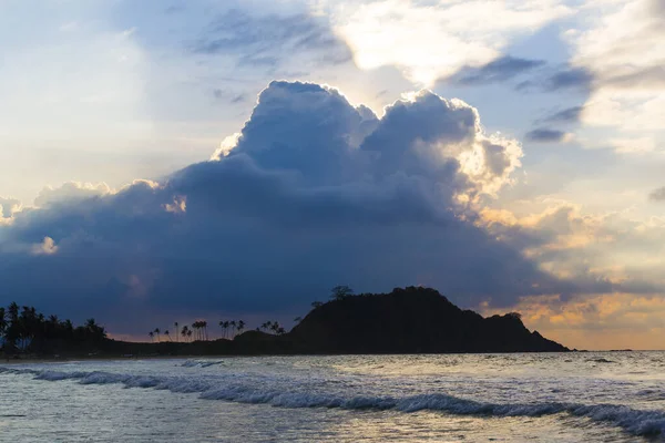 フィリピンのパラワン島の島々と沿岸地域の風景 — ストック写真