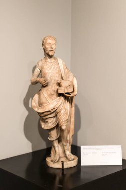 4 HAZİRAN 2018, MİLAN, İTALYA: Poldi Pezzoli Müzesi, Milano asilzadelerinin koleksiyonlarından lüks sergisi.