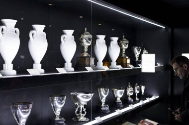 MADRID, SPAIN - 25 Mart 2018: The Museum of the Real Madrid Football Club Cup ve ödülleri