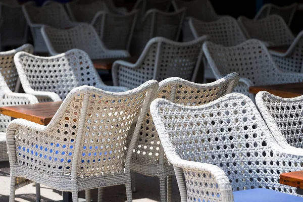 Rangées Tables Chaises Dans Rue Dans Restaurant — Photo