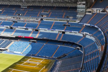 MADRID, İspanya - 25 Mart 2018: Real Madrid Futbol Kulübü Kraliyet Stadyumu Tribünleri