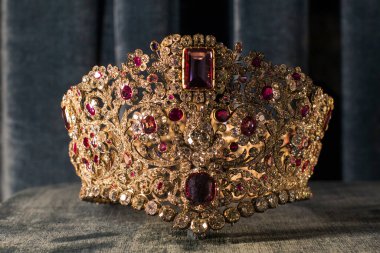 MÜZİK, Almanya - 27 Kasım 2018: Bavyera krallarının Münih 'teki Bavyera krallığının konutundaki hazineleri ve eserleri. 