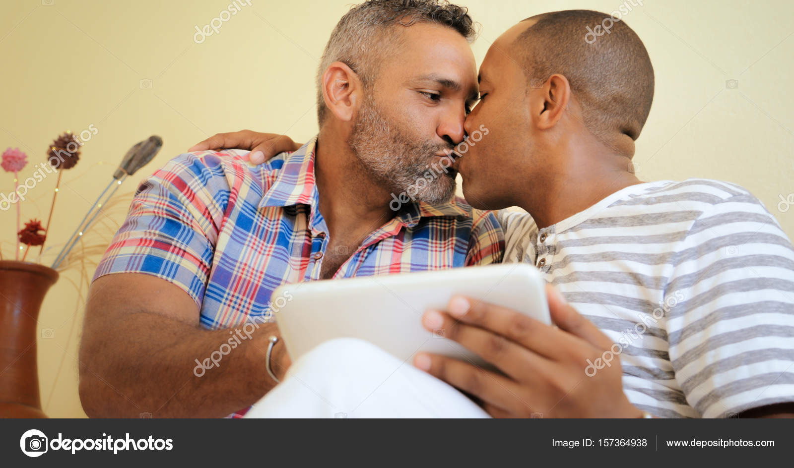 целующиеся геи бесплатно (100) фото