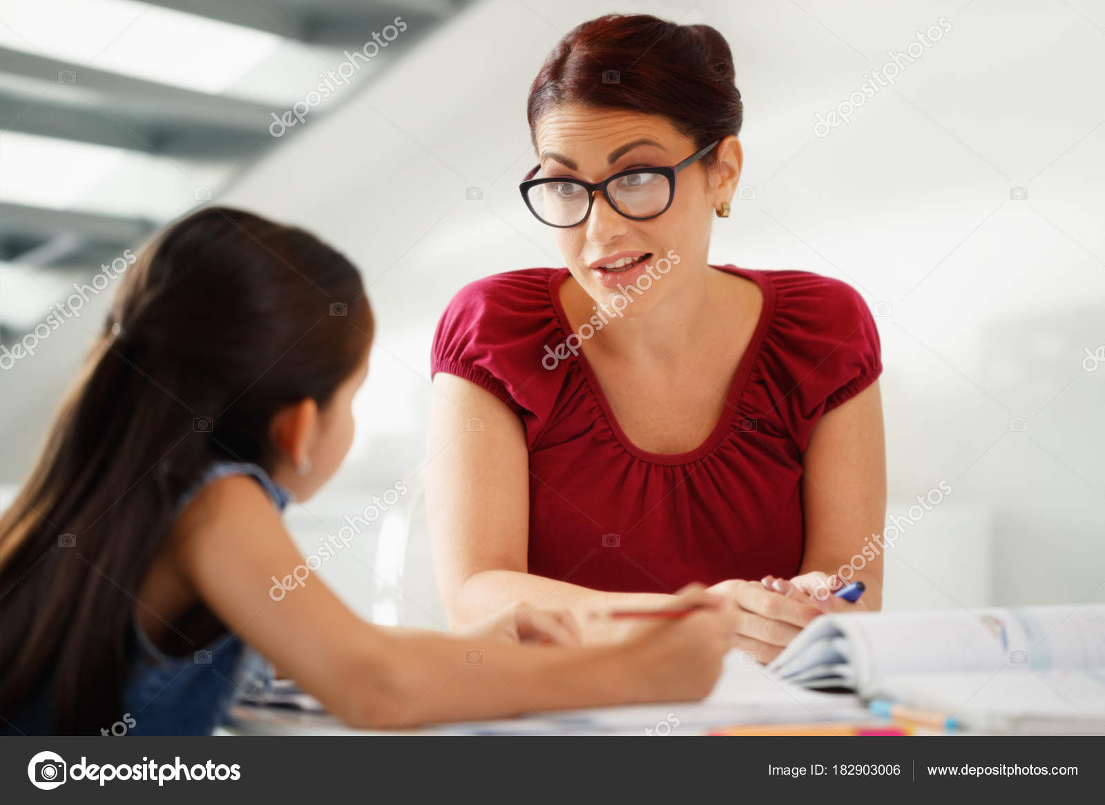 Moms χρησιμοποιώντας ερωτικά παιχνίδια