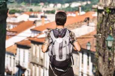 İspanya 'da Santiago De Compostela' da Erkek Pilgrim Yürüyüşü