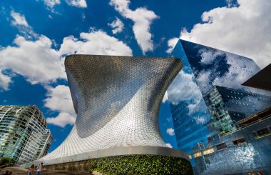 Museo Soumaya, un grande de Ciudad de Mexico.