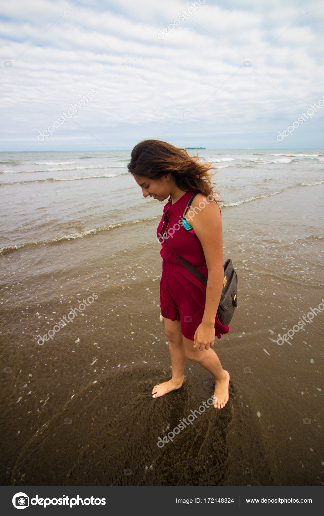 chica en la playa