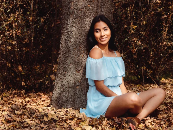 Tan bonito que es sentarse en la orilla de un gran arbol. Un bosque dentro de la Ciudad de Mexico en los Viveros de Coyoacan.