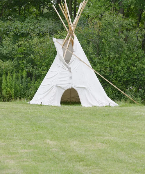 Tepee for camping shelter — Stock Photo, Image