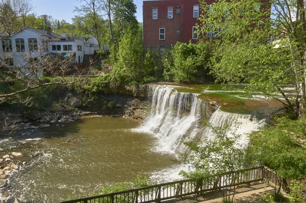 Förtret River Falls — Stockfoto