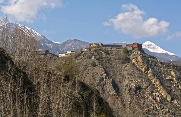 Neral. Mukhtinakh. Mustang, Jharkot — Stockfoto