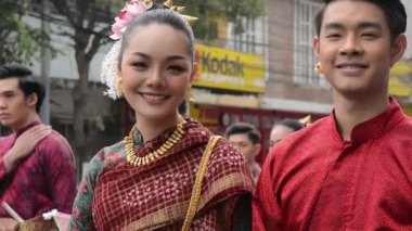 Chiang Mai tatil çiçek çiçekler orkide, renkli, insanlar. dans, çocuk, geçit.2 february2018 geçit töreni
