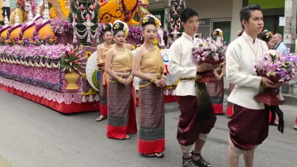 Chiang Mai Wakacje Kwiaty Kwiaty Orchidei Kolorowe Ludzie Dzieci Taniec — Wideo stockowe