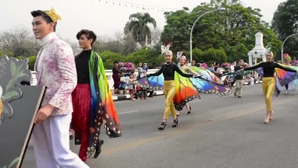 Chiang Mai Wakacje Kwiaty Kwiaty Orchidei Kolorowe Ludzie Dzieci Taniec — Wideo stockowe