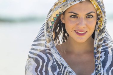 İspanyol ve Latin esmer modeli