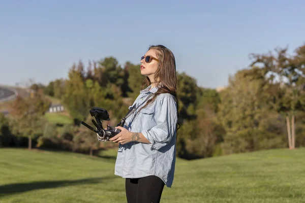 Brunette Coed Flying A Drone — Stock Photo, Image