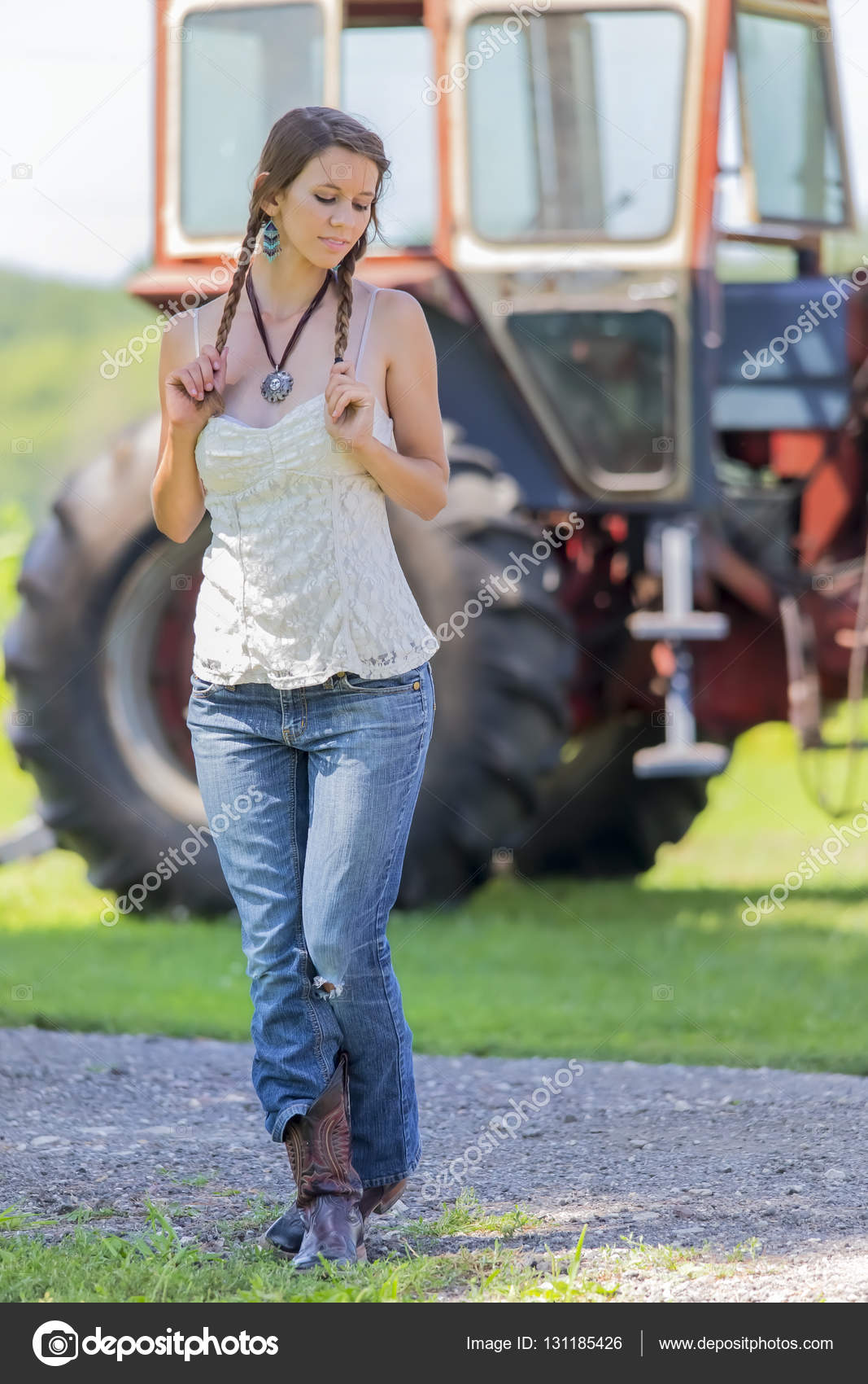 Horny farmers daughter Horny farmers daughter