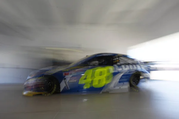 NASCAR: Nov 18 Ford EcoBoost 400 — Foto de Stock