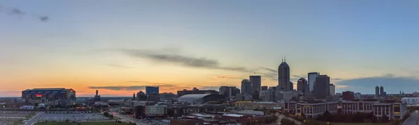 Indianapolis Indiana au crépuscule — Photo