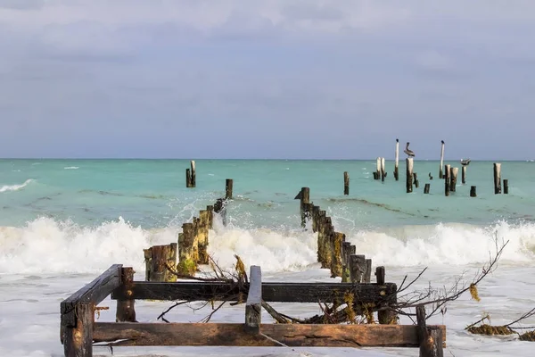 Тихий Карибский пляж — стоковое фото