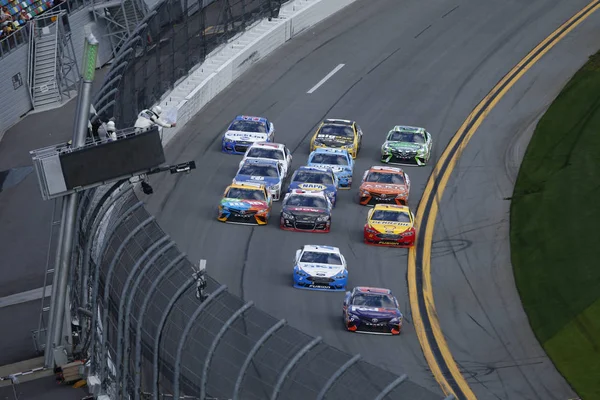 NASCAR: Február 19-én előzetes autóalkatrészek összecsapása a Daytona — Stock Fotó