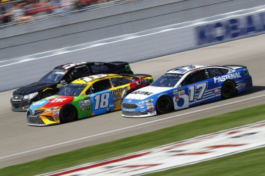 NASCAR: Mart 12 Kobalt 400