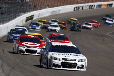 NASCAR: Mart 12 Kobalt 400