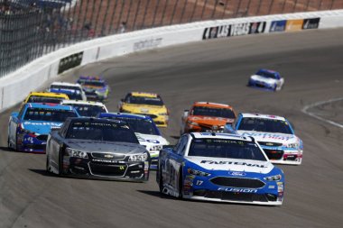 NASCAR: Mart 12 Kobalt 400