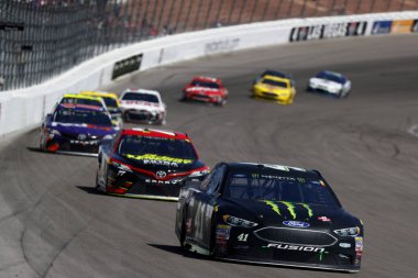 NASCAR: Mart 12 Kobalt 400