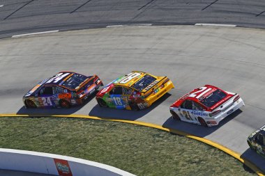 NASCAR: Nisan 02 Stp 500