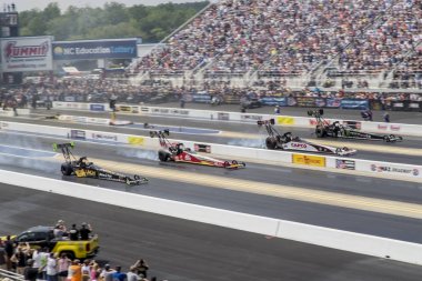 NASCAR: 29 Nisan dört geniş vatandaşları