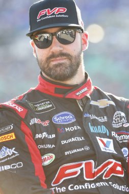 NASCAR: 13 Mayıs 400 bovlinge