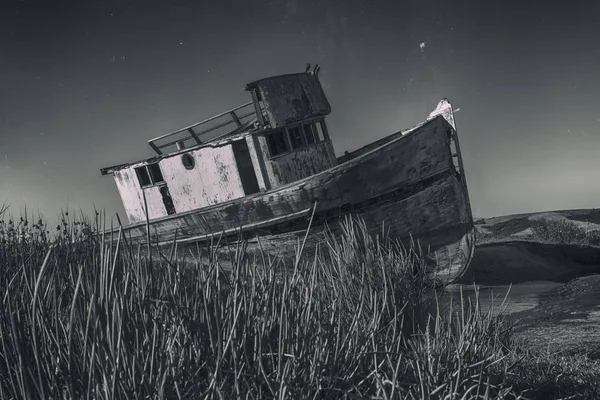 Shipwreck Near Point Reyes — Stock Photo, Image