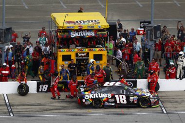 NASCAR: Kaplumbağalar 400 17 Eylül hikayeleri