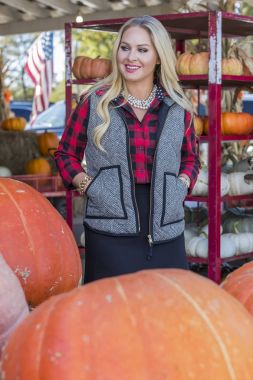 Cadılar Bayramı Balkabağı için alışveriş kadın