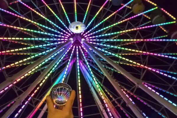 Abstract View Of A Moving Ferris Wheel — Stock Photo, Image