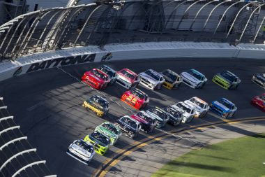 NASCAR: 17 Şubat Powershares Qqq 300