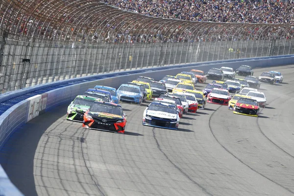 NASCAR: March 18 Auto Club 400 — Stock Photo, Image