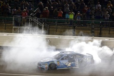 NASCAR: 12 Mayıs Kc başyapıt 400
