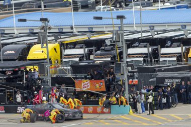NASCAR: 20 Ekim Hollywood Casino 400