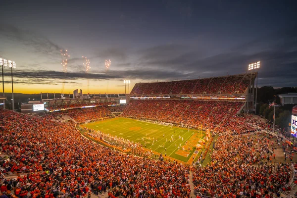 Les diacres démons de la forêt de Wake vs les tigres de Clemson — Photo