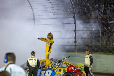 Nascar: 17 Kasım Ford 400