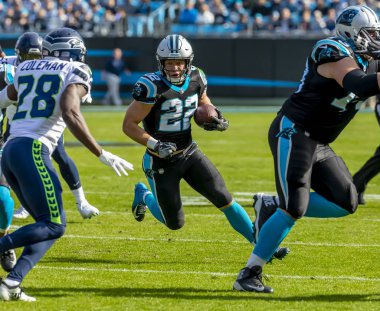 25 Kasım Seattle Seahawks Carolina Panterlerine Karşı