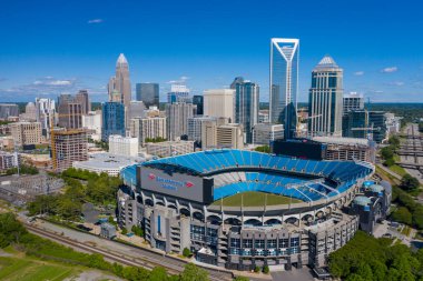 1 Mayıs 2020 - Charlotte, Kuzey Carolina, ABD: NFL Carolina Panthers 'ın Charlotte, NC' de oynadığı Bank of America Stadyumu 'nun hava manzarası.