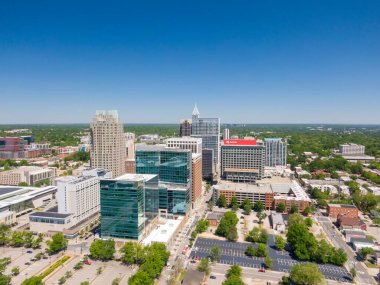 22 Nisan 2020 - Raleigh, Kuzey Carolina, ABD 'nin Kuzey Carolina eyaletinin başkentidir. Raleigh, Charlotte 'dan sonra eyaletin en büyük ikinci şehri.. 