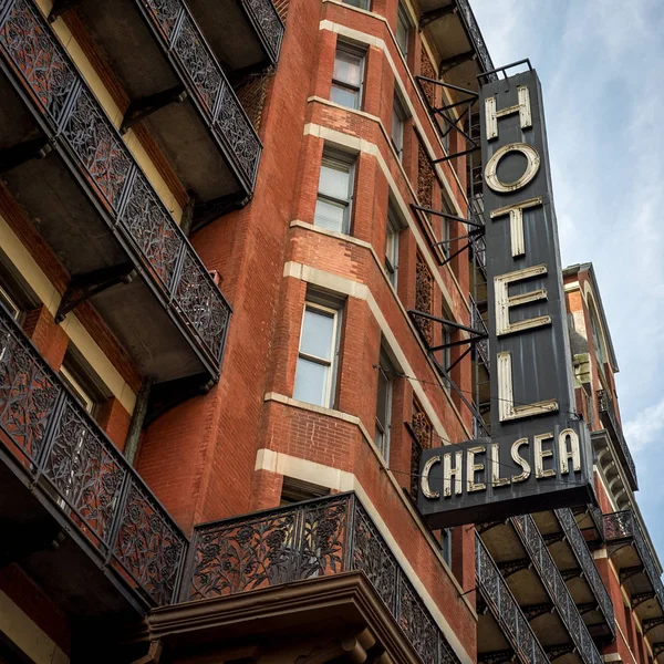 Hotel Chelsea, New York City – Stock Editorial Photo © marcorubino