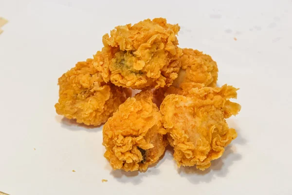 Nuggets Tavuk Göğsü Fileto Aperatifi Yağda Kızartılmış Çıtır Ekmek — Stok fotoğraf