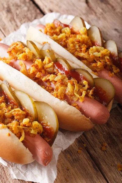 Dán hot dog közelről. függőleges — Stock Fotó