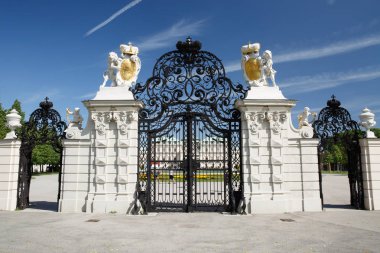 Belvedere Sarayı Vie içinde ana kapısı harika önden görünümü