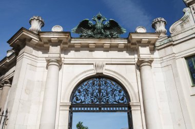Burggarten park, Hofburg İmparatorluk Sarayı parçası kapıya